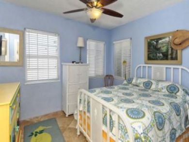 Queen Guest Bedroom